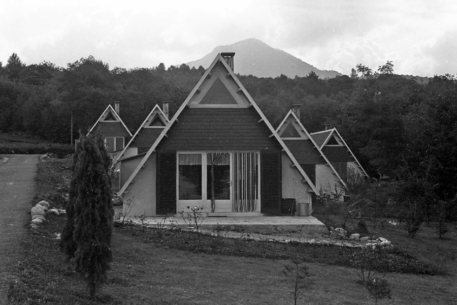 Foto eines der ersten Bungalows von 1966 