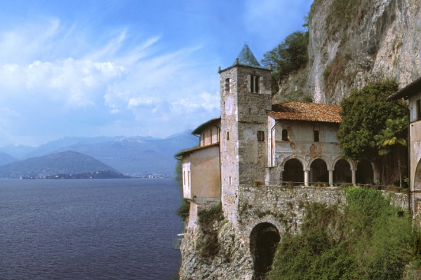 Santa Caterina del Sasso Giovanni Dall’Orto CC BY SA 4 0 via Wikime